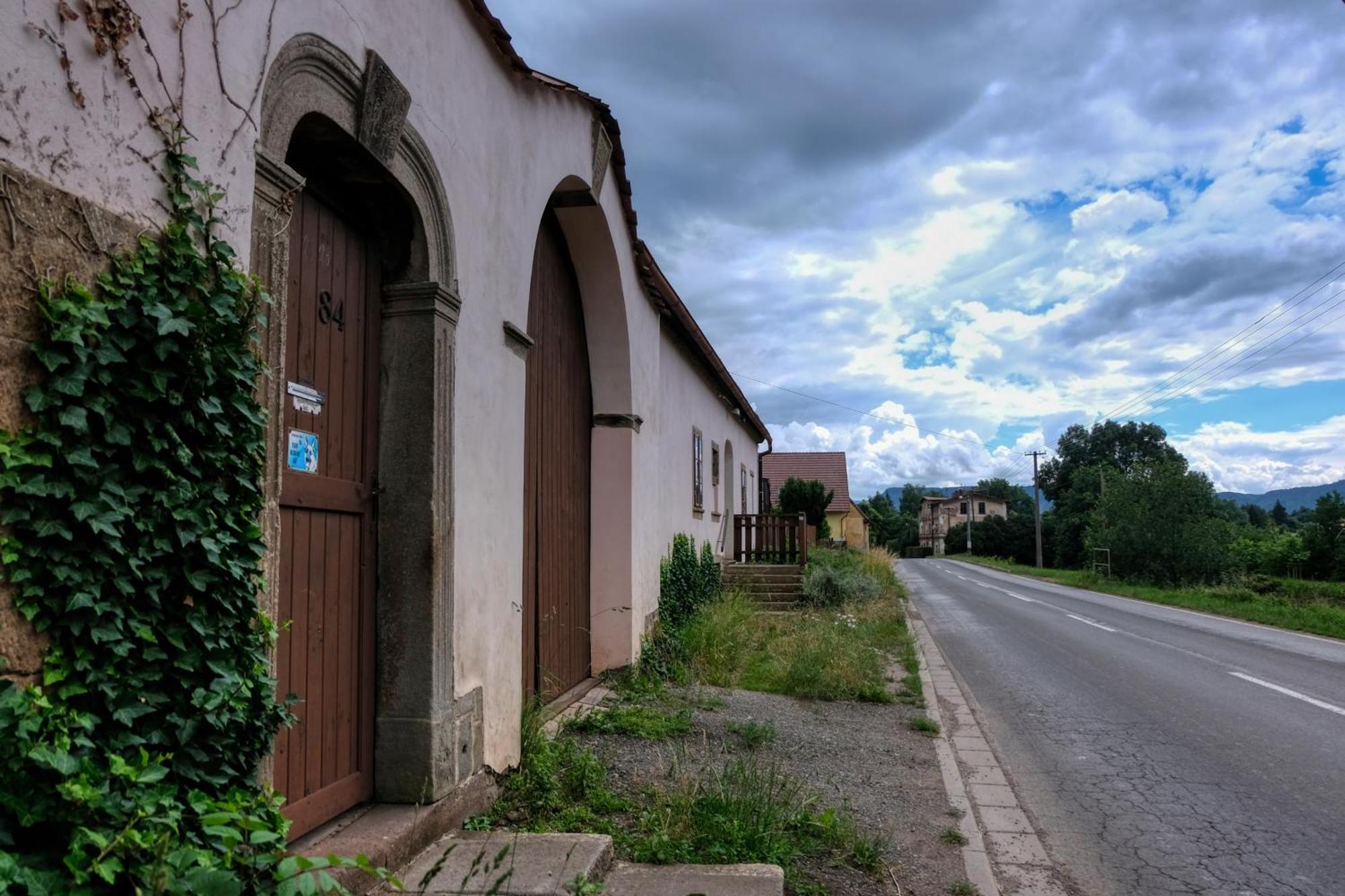 Apartmany V Broumovskem Statku Экстерьер фото