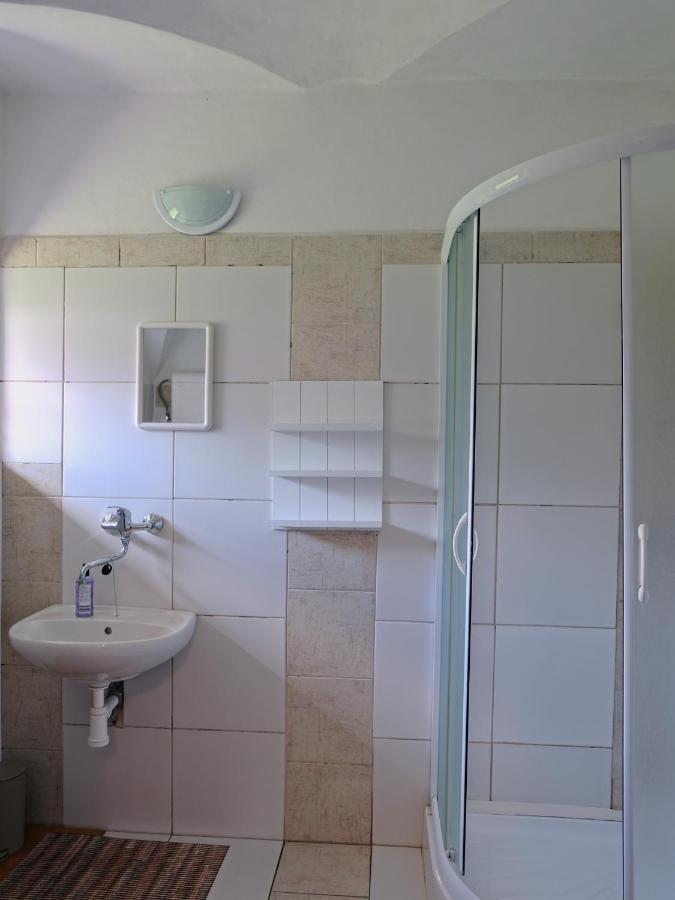 Apartmany V Broumovskem Statku Экстерьер фото
